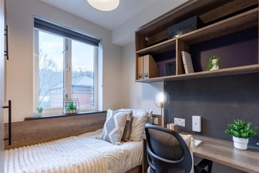 1 bed flat, Meanwood Road, Woodhouse, Leeds, LS72DJ - Image 2